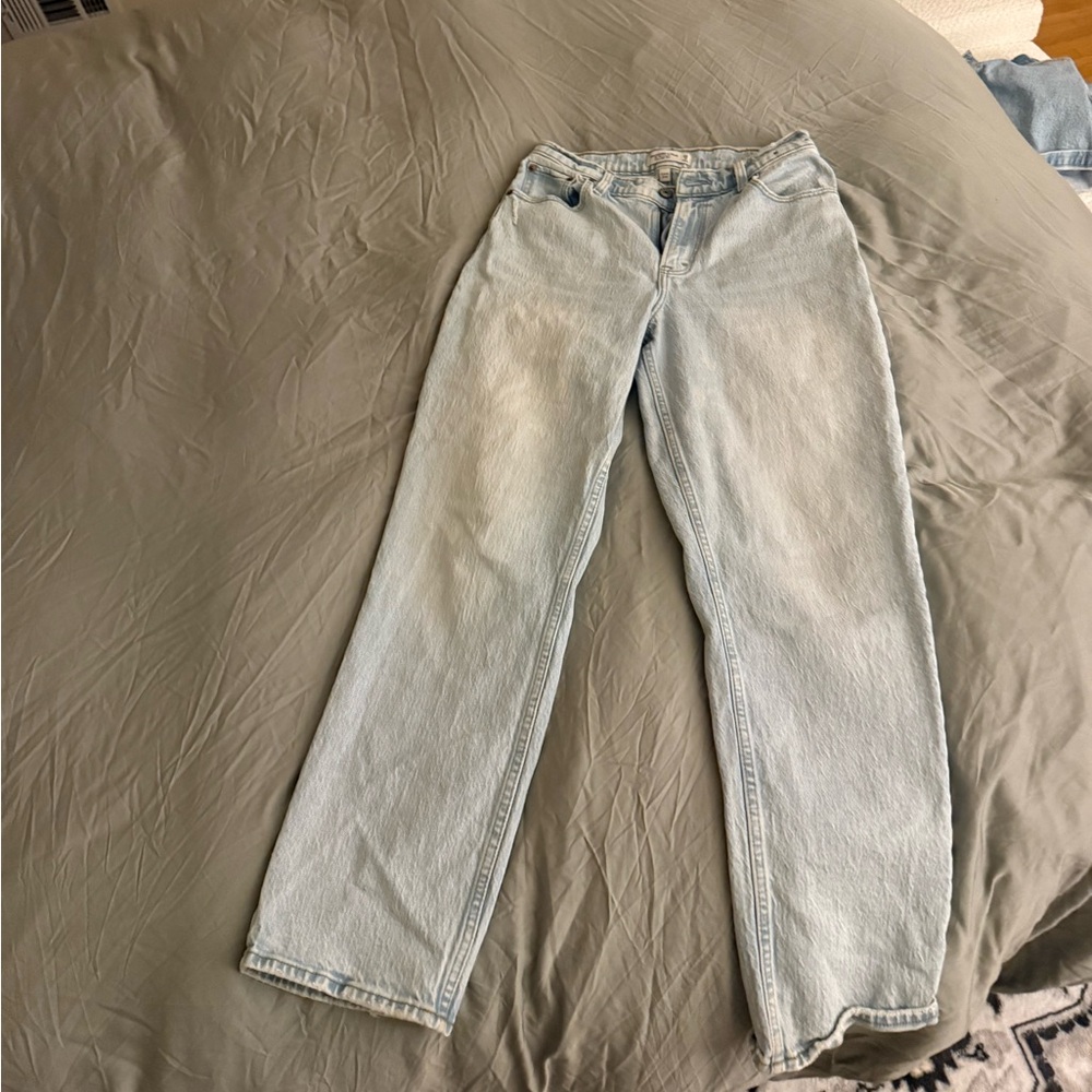 Abercrombie & Fitch Light Wash Denim Jeans